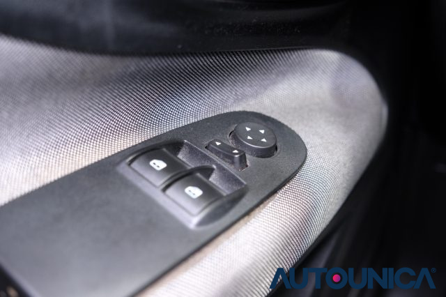 FIAT Punto Evo usata 27