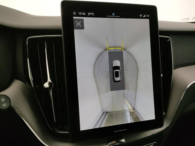 VOLVO XC60 usata, con Sedile posteriore sdoppiato