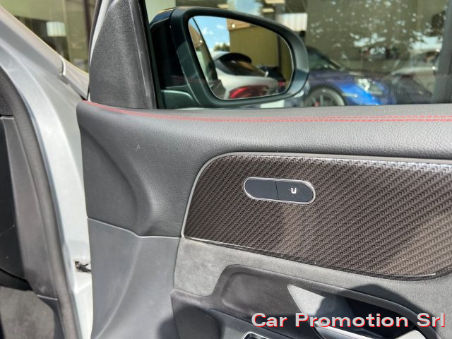 MERCEDES-BENZ GLB 200 usata, con Fendinebbia