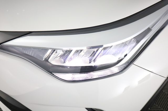 TOYOTA C-HR usata 7