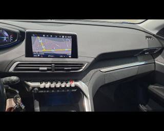 PEUGEOT 3008 usata, con Sistema di navigazione