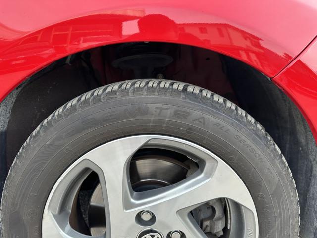 TOYOTA Yaris usata, con Autoradio