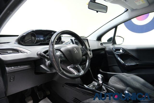 PEUGEOT 2008 usata, con Alzacristalli elettrici