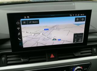 AUDI A4 usata, con Park Distance Control