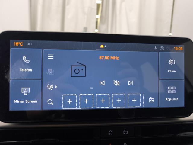 JEEP Avenger usata, con Volante in pelle