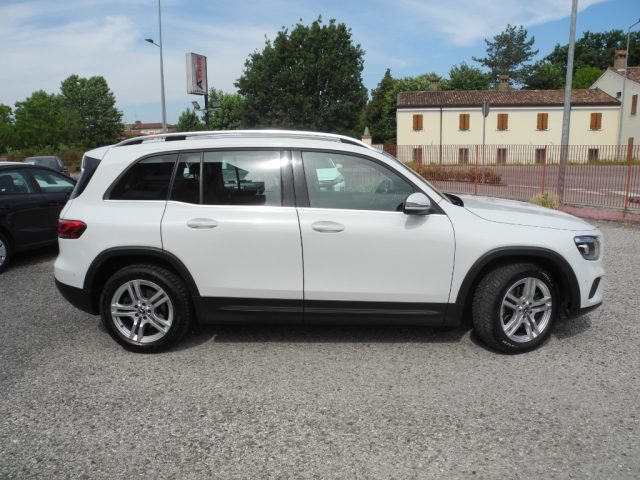 MERCEDES-BENZ GLB 200 usata 109