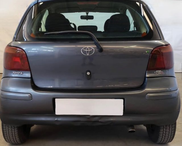TOYOTA Yaris usata, con Sedile posteriore sdoppiato