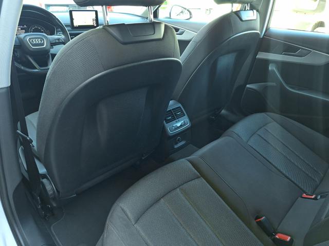 AUDI A4 usata, con Park Distance Control