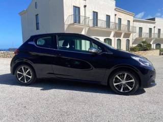 PEUGEOT 208 usata, con Cerchi in lega