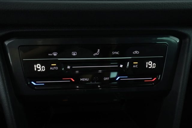 VOLKSWAGEN Tiguan usata 12