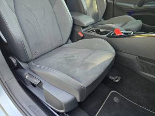 VOLKSWAGEN Golf usata 99