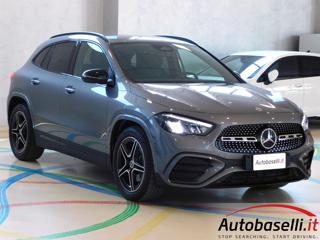 MERCEDES-BENZ GLA 180 usata, con Filtro antiparticolato