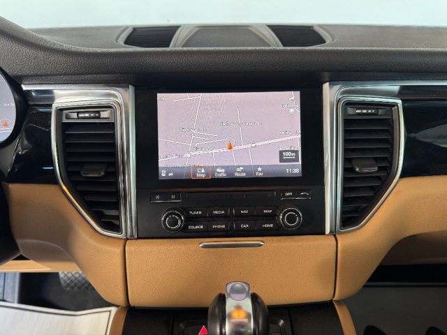 PORSCHE Macan usata 26