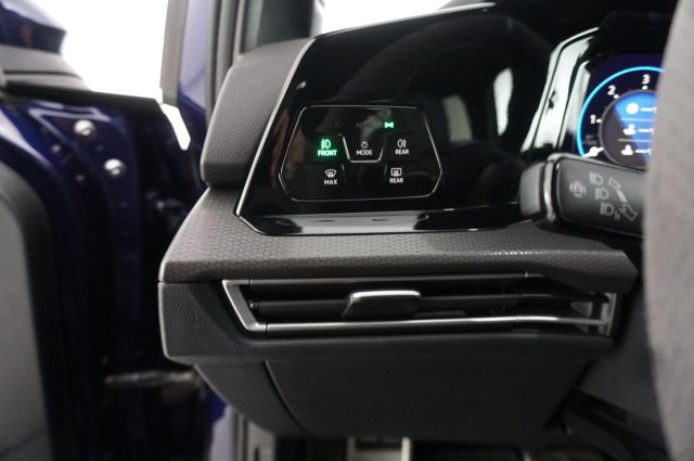 VOLKSWAGEN Golf GTD usata, con USB