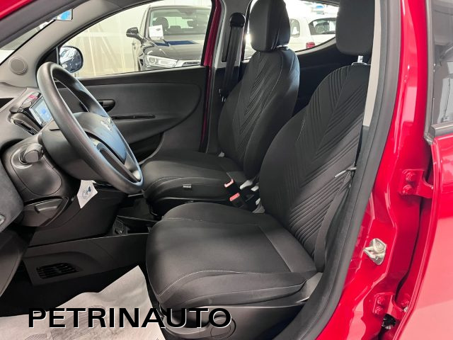 LANCIA Ypsilon usata, con Fendinebbia