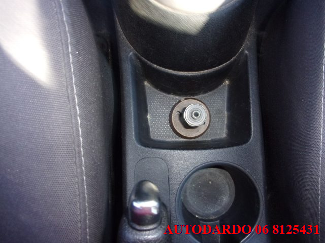 HYUNDAI i20 usata 11