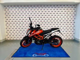 KTM 390 Duke