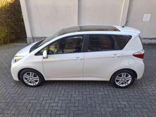 TOYOTA Verso-S usata, con Cerchi in lega