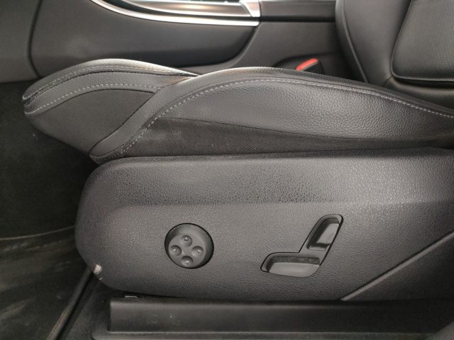 MERCEDES-BENZ GLC 220 usata, con Servosterzo