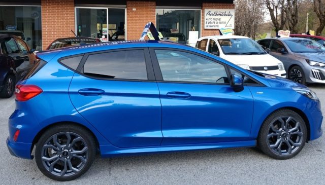FORD Fiesta usata, con Autoradio