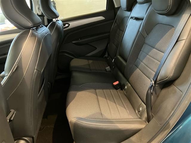 RENAULT Arkana usata, con USB