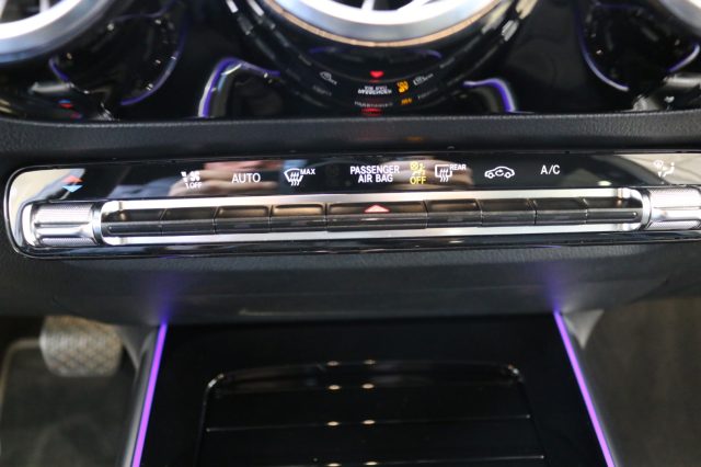 MERCEDES-BENZ GLA 200 usata 27