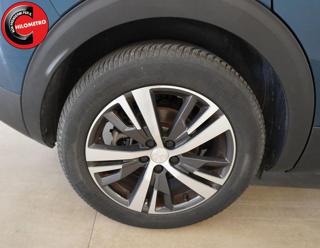 PEUGEOT 3008 usata, con Park Distance Control