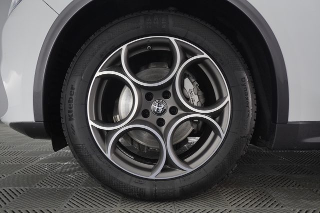 ALFA ROMEO Stelvio usata 8