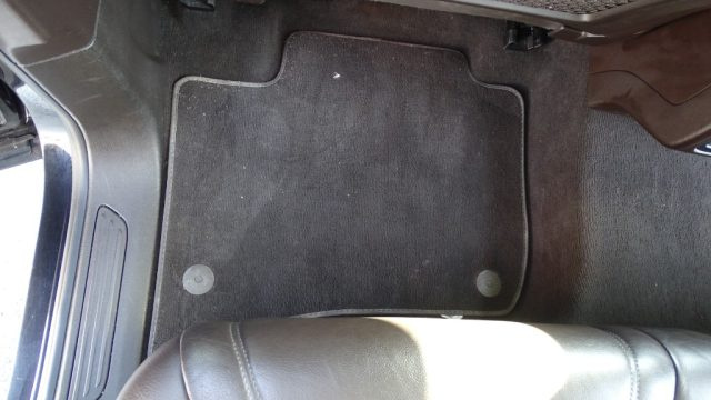 VOLKSWAGEN Touareg usata 82