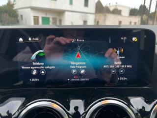 MERCEDES-BENZ GLA 180 usata 22