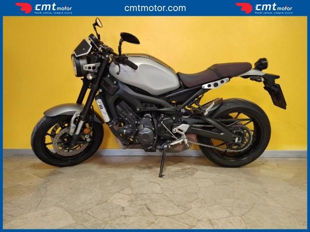 YAMAHA XSR 900 usata 0