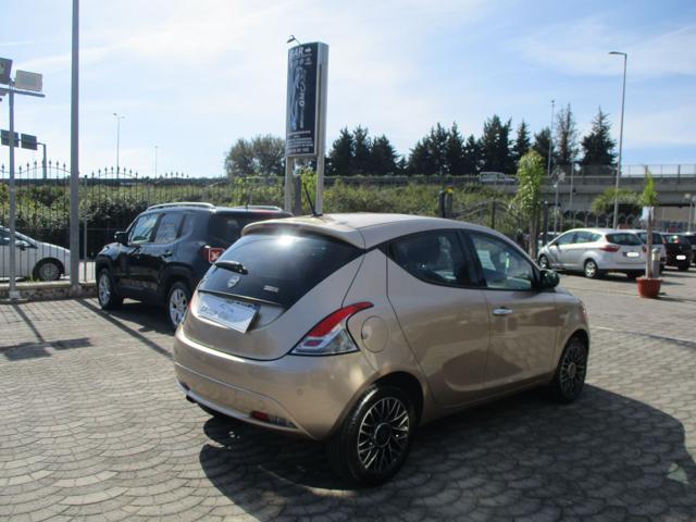 LANCIA Ypsilon usata, con Chiusura centralizzata