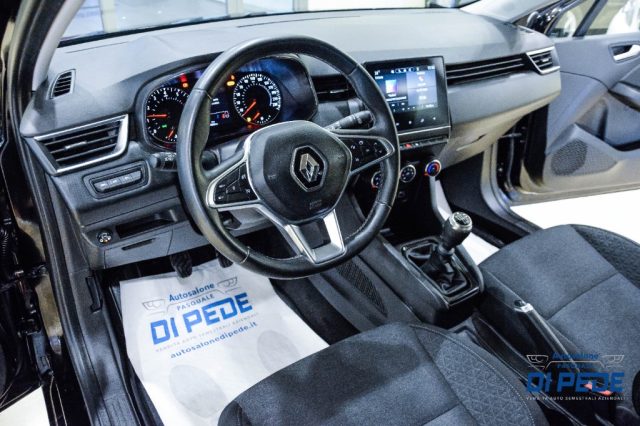 RENAULT Clio usata, con Touch screen