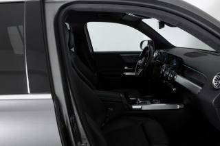 MERCEDES-BENZ GLB 200 usata, con Cerchi in lega