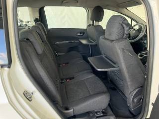 PEUGEOT 5008 usata 28