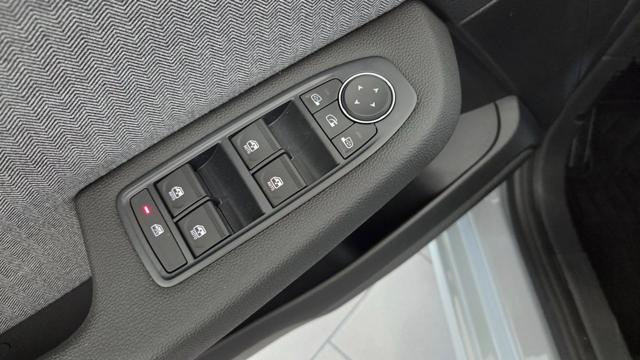 RENAULT Clio usata, con Airbag