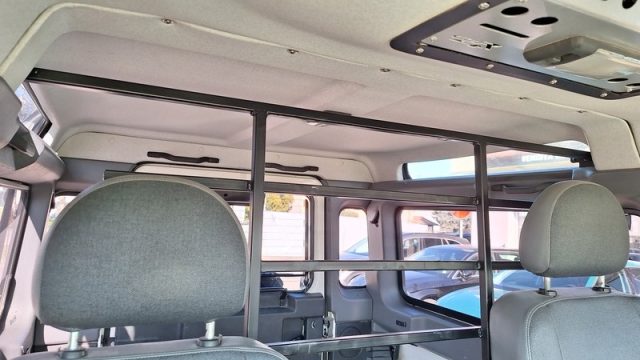 LAND ROVER Defender usata 16