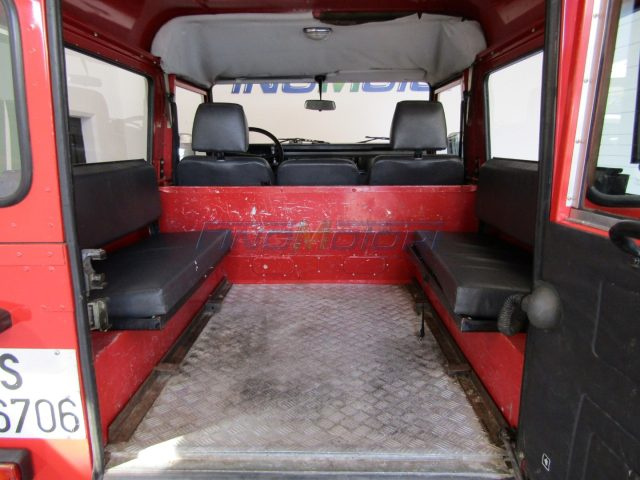 LAND ROVER Defender usata 11