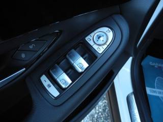 MERCEDES-BENZ GLC 250 usata 53