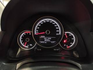 VOLKSWAGEN up! usata 14