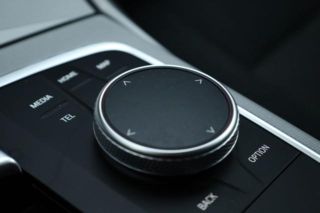 BMW 320 usata, con Sistema di navigazione