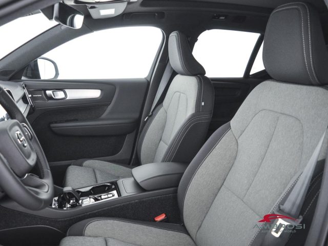 VOLVO XC40 usata 8