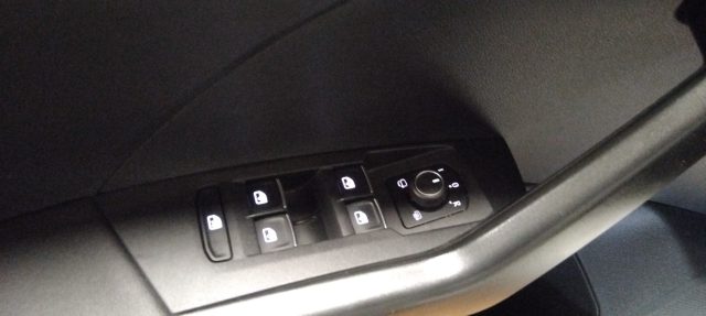 VOLKSWAGEN T-Cross usata, con Controllo elettronico della corsia