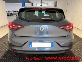 RENAULT Clio usata, con USB