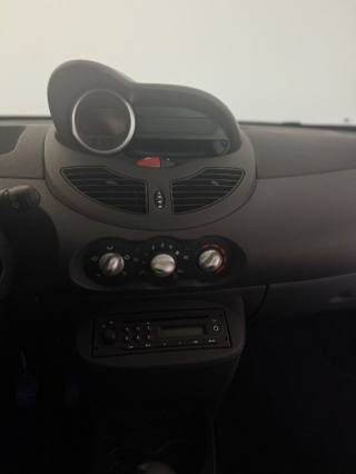 RENAULT Twingo usata 13