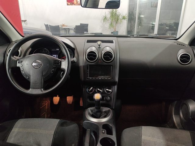 NISSAN Qashqai usata, con Boardcomputer