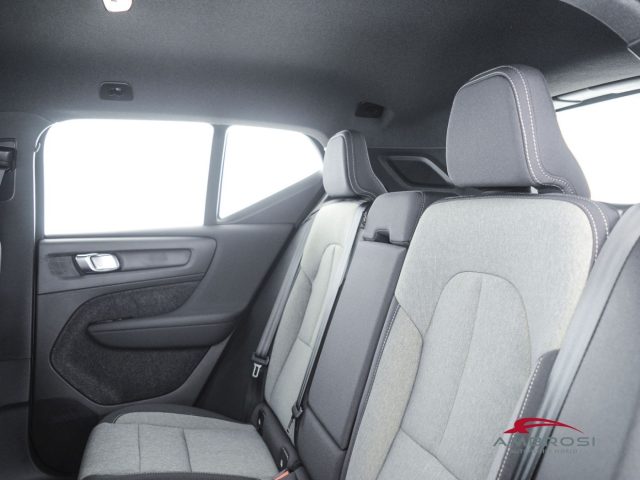 VOLVO XC40 usata 8