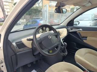 LANCIA Ypsilon usata, con Autoradio