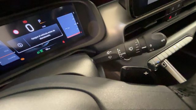 JEEP Avenger usata, con Specchietti laterali elettrici