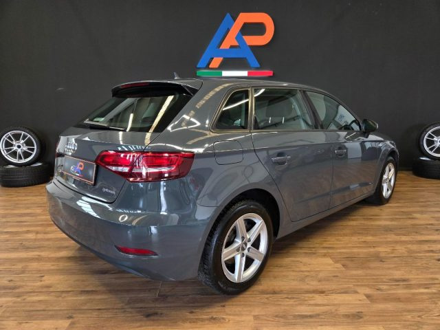 AUDI A3 usata, con Autoradio